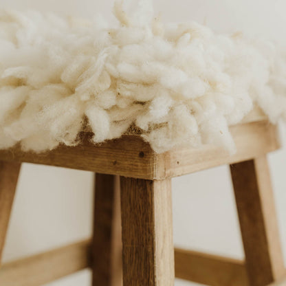 Banquito con lana