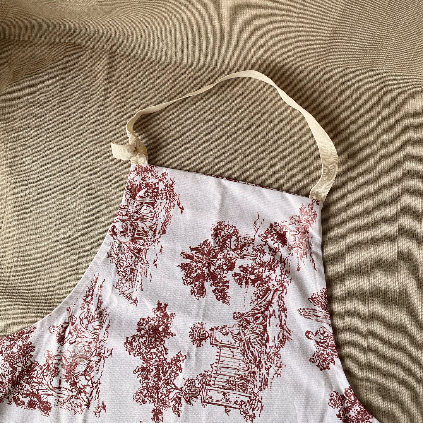 Delantal Provincial Rojo